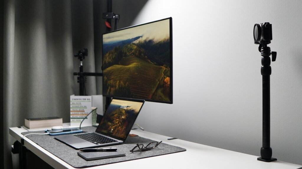 Best key lights for streaming 2026 streamer desk setup