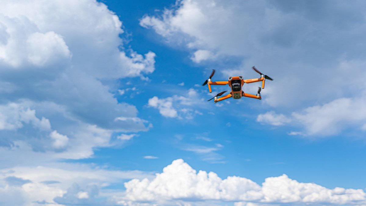 Drone flying near controlled airspace — US drone laws 2026 airspace rules