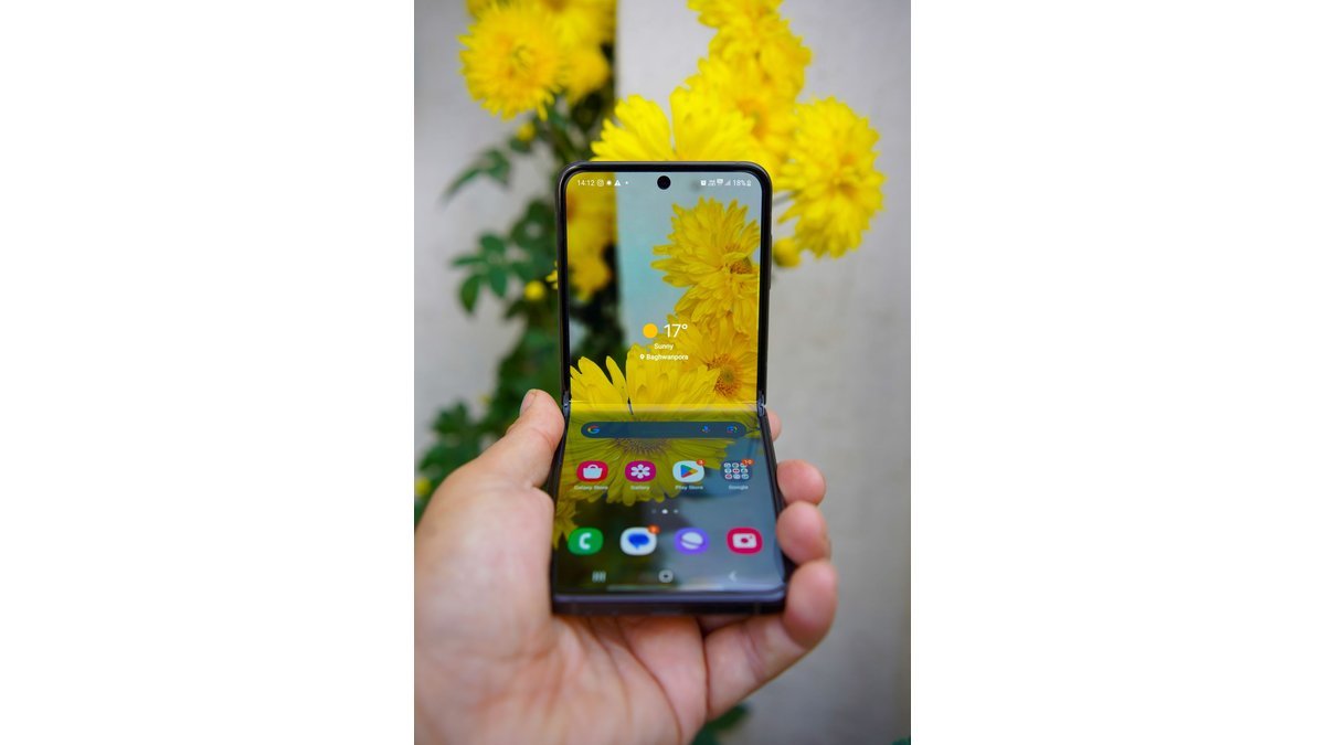 Unfolding one of the best foldable phones 2026