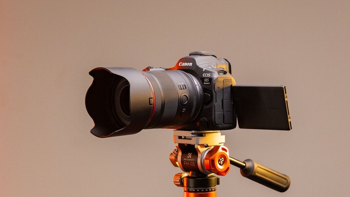 Overhead desk rig setup — alternative to the best tripods for creators for desk videos