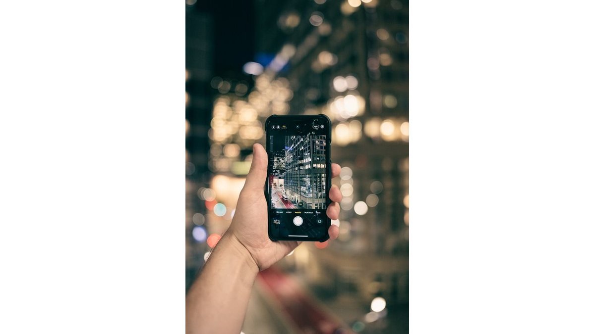 Night photography with the best camera phones 2026
