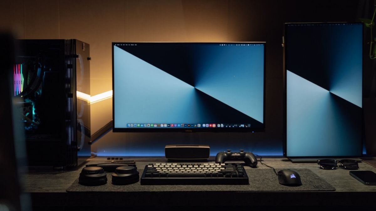 best monitor light bar setup for late-night home office
