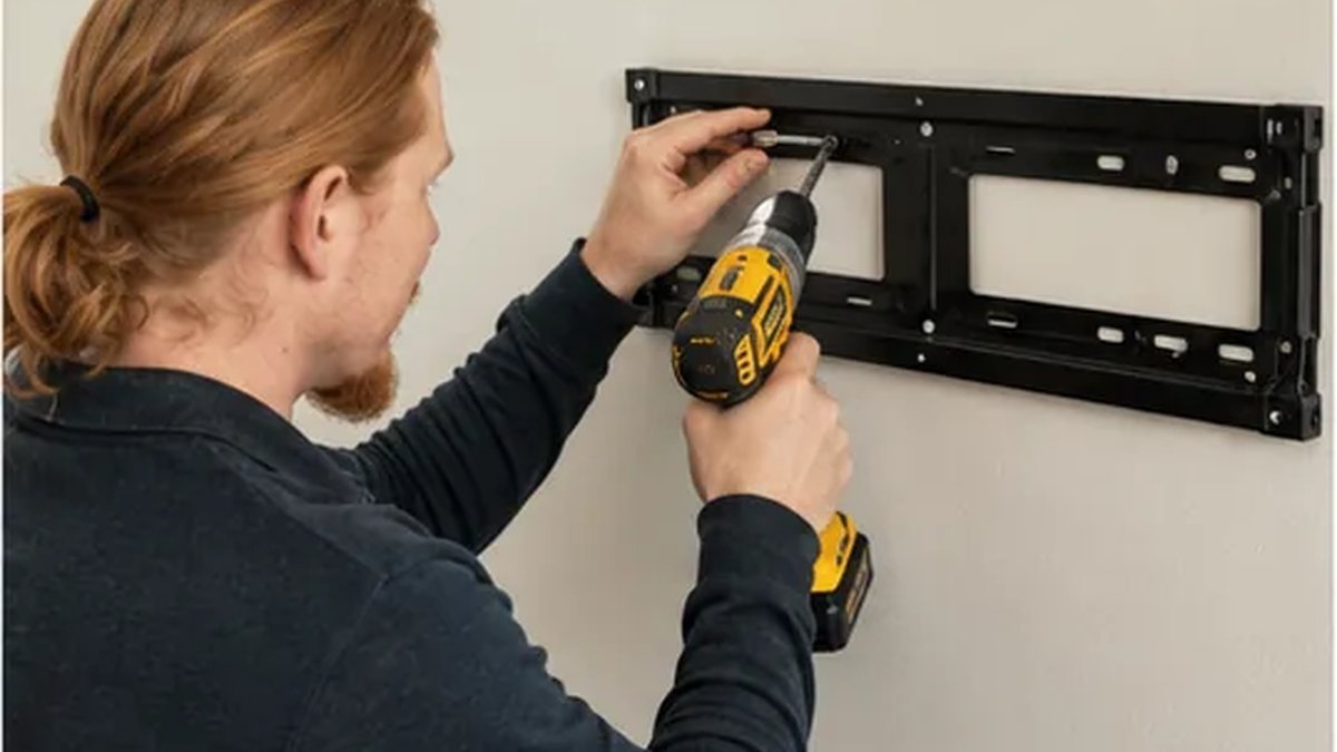 Full-motion articulating TV wall mount extended from the wall